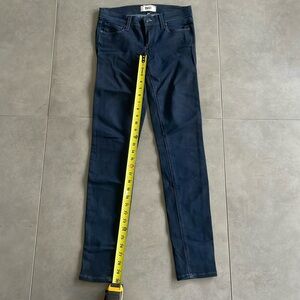Paige ultra skinny jeans
Size 26
Like new